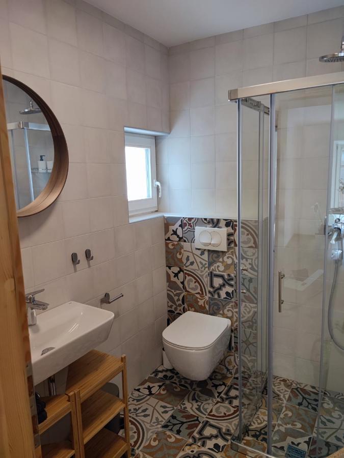 Corner House Apartments Near Lake Bled ราโดว์ลิตซา ภายนอก รูปภาพ