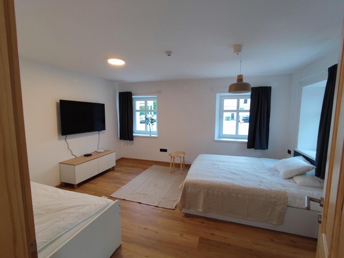 Corner House Apartments Near Lake Bled ราโดว์ลิตซา ภายนอก รูปภาพ