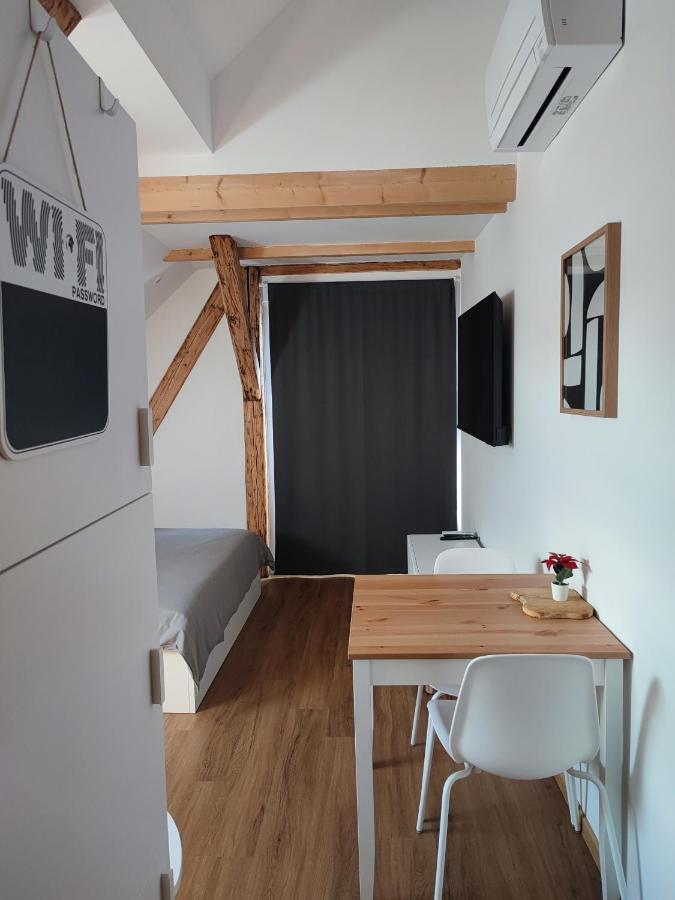 Corner House Apartments Near Lake Bled ราโดว์ลิตซา ภายนอก รูปภาพ